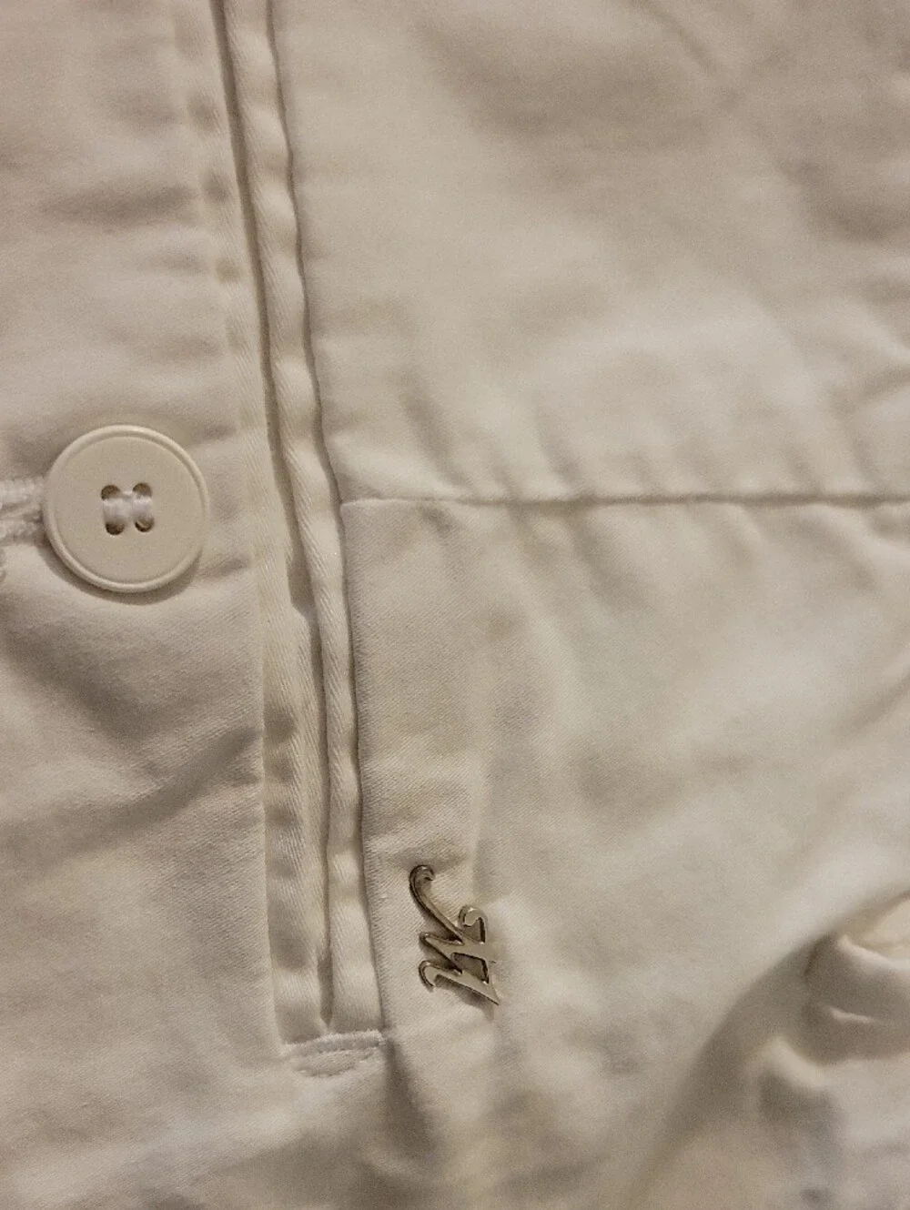 Mason's Slim White Camo Skinny Jeans with Studded Pocket Trim